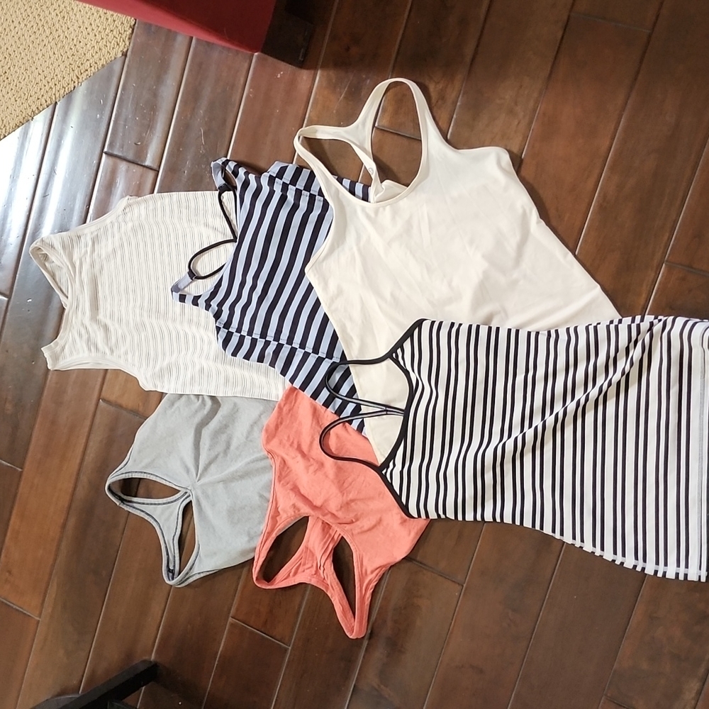 Bundle lot of 6 Lululemon tank tops